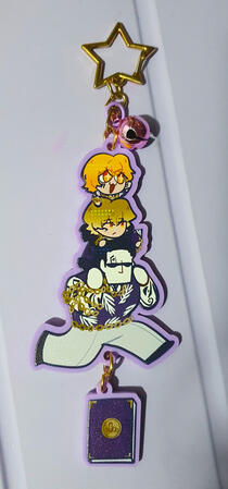 Middle IDs keychain